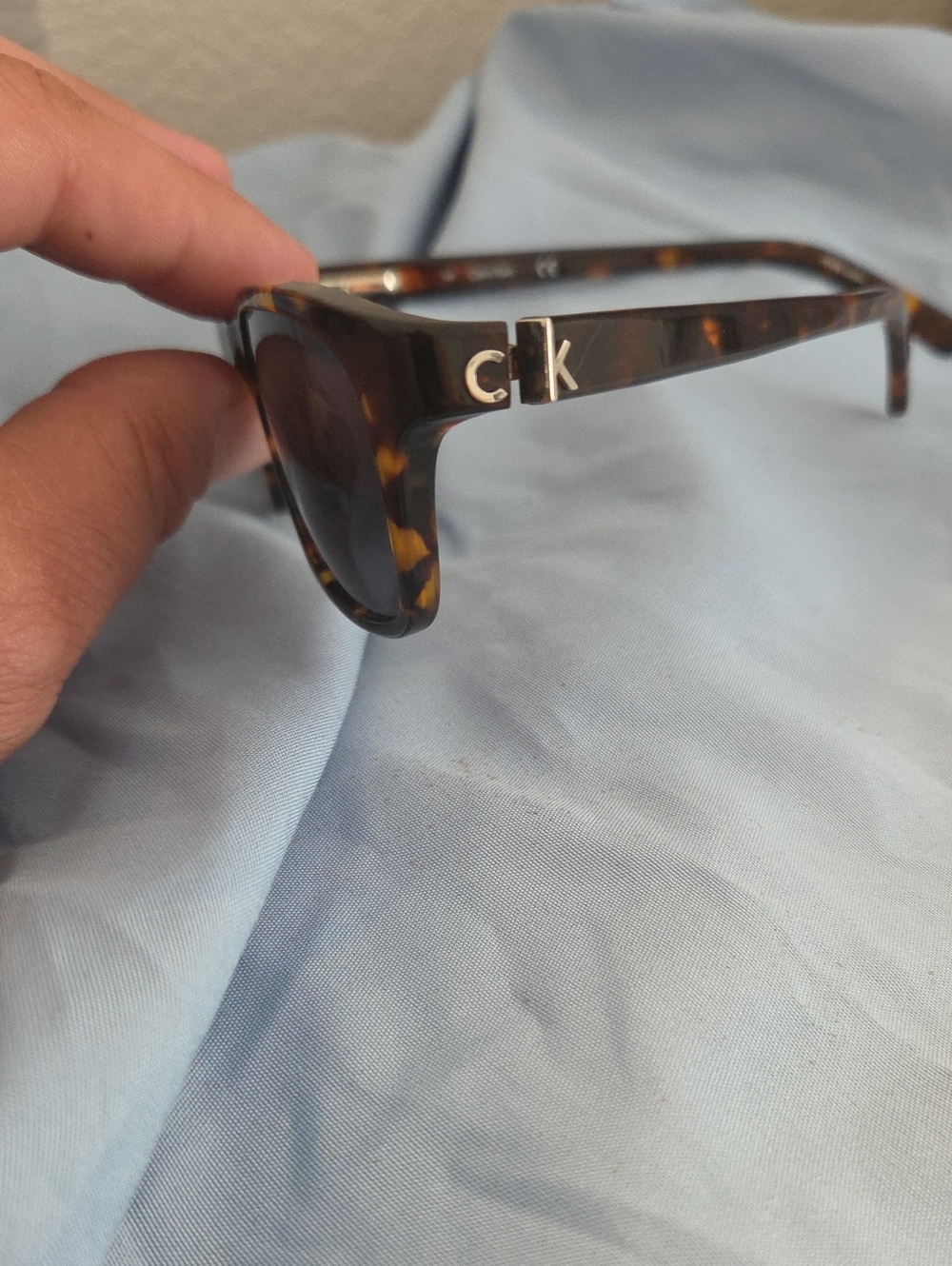 Calvin Klein Men's Tortoiseshell Sunglasses - Brown & Black